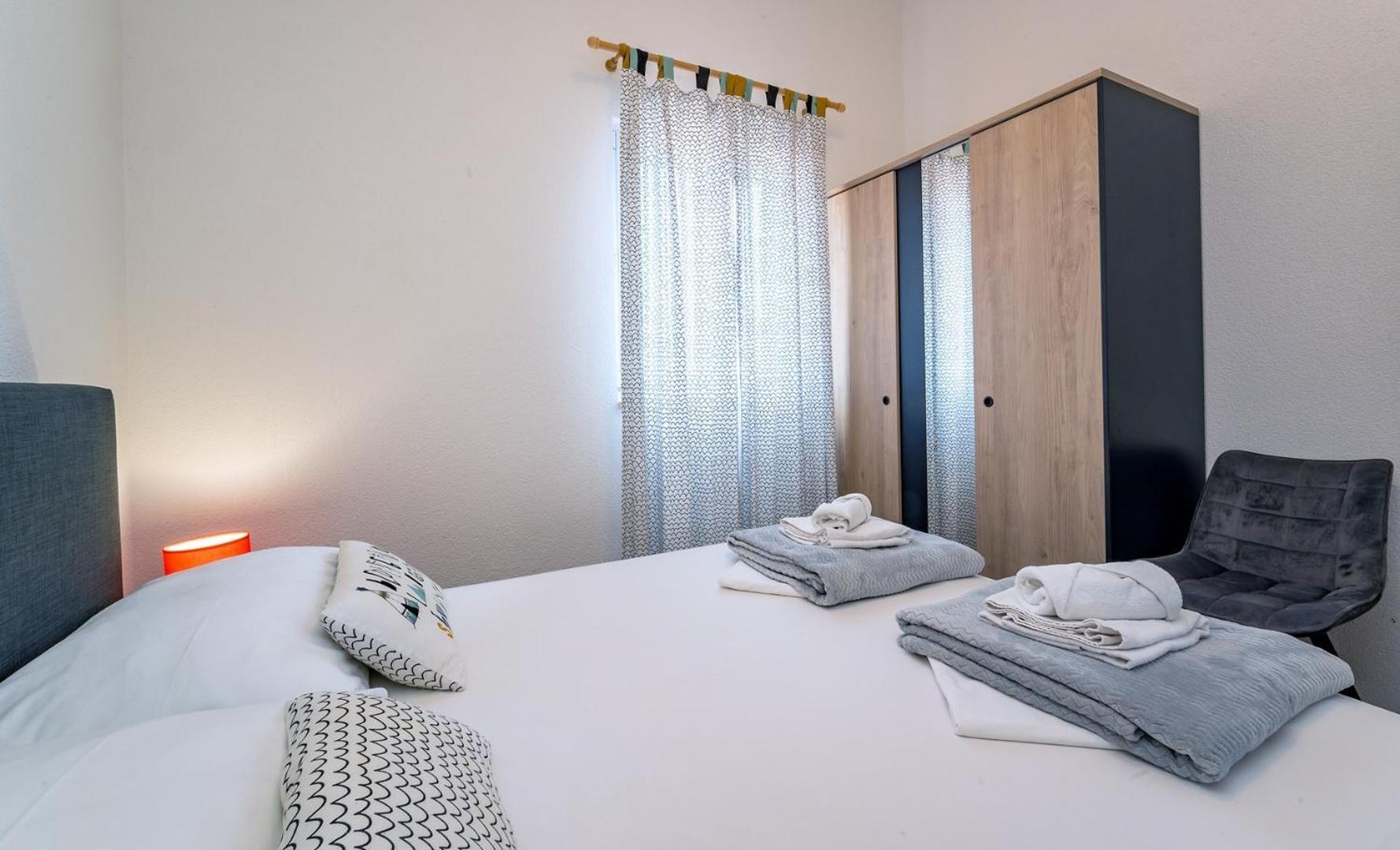Sea Flower Beachfront Villa Sevid Exterior foto