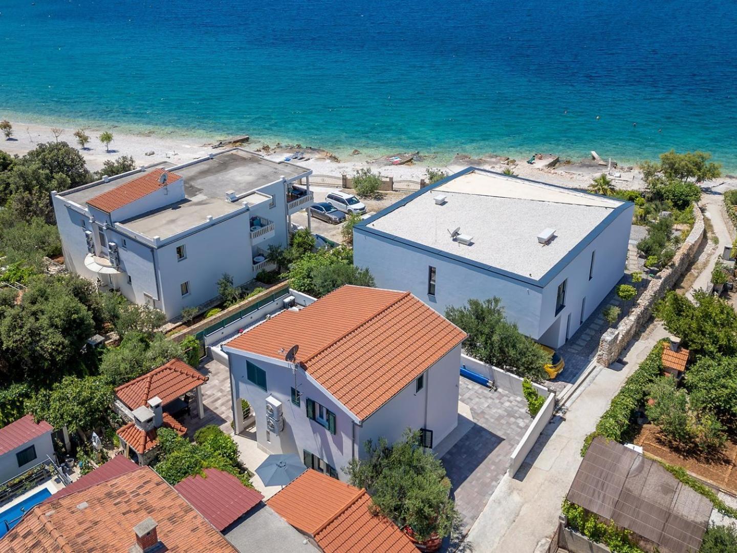 Sea Flower Beachfront Villa Sevid Exterior foto