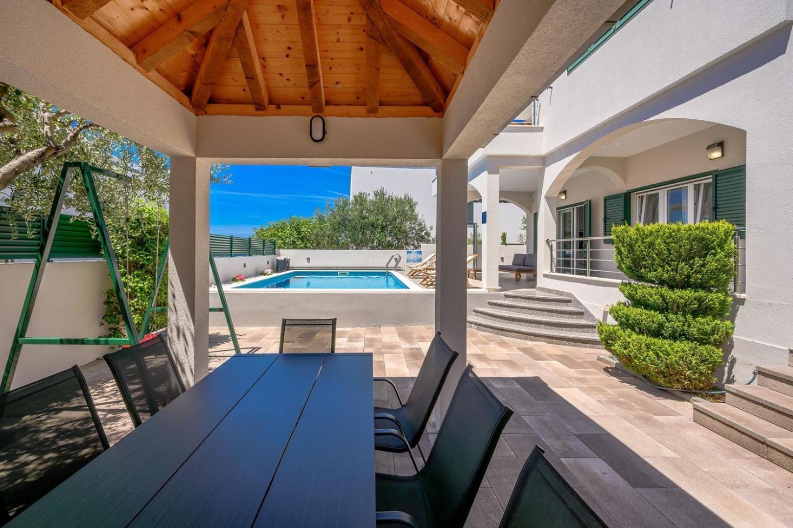 Sea Flower Beachfront Villa Sevid Exterior foto